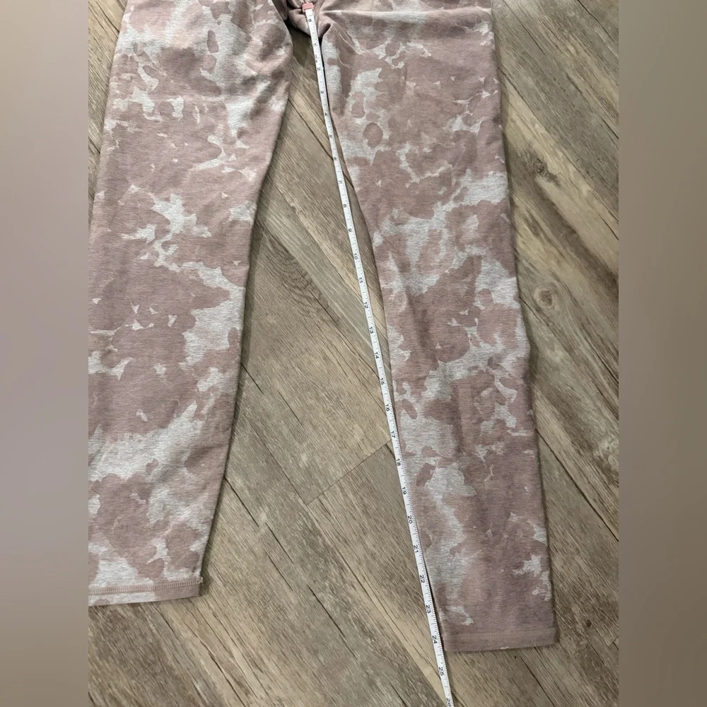 Vuori clean elevation leggings size small - Picture 5 of 5
